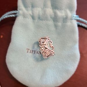 Tiffany & Co Goldini Ring
